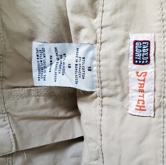 Faded Glory Khaki Stretch Shorts NWT Size 18 - Picture 4 of 5